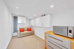 Photo 24- click for photo gallery